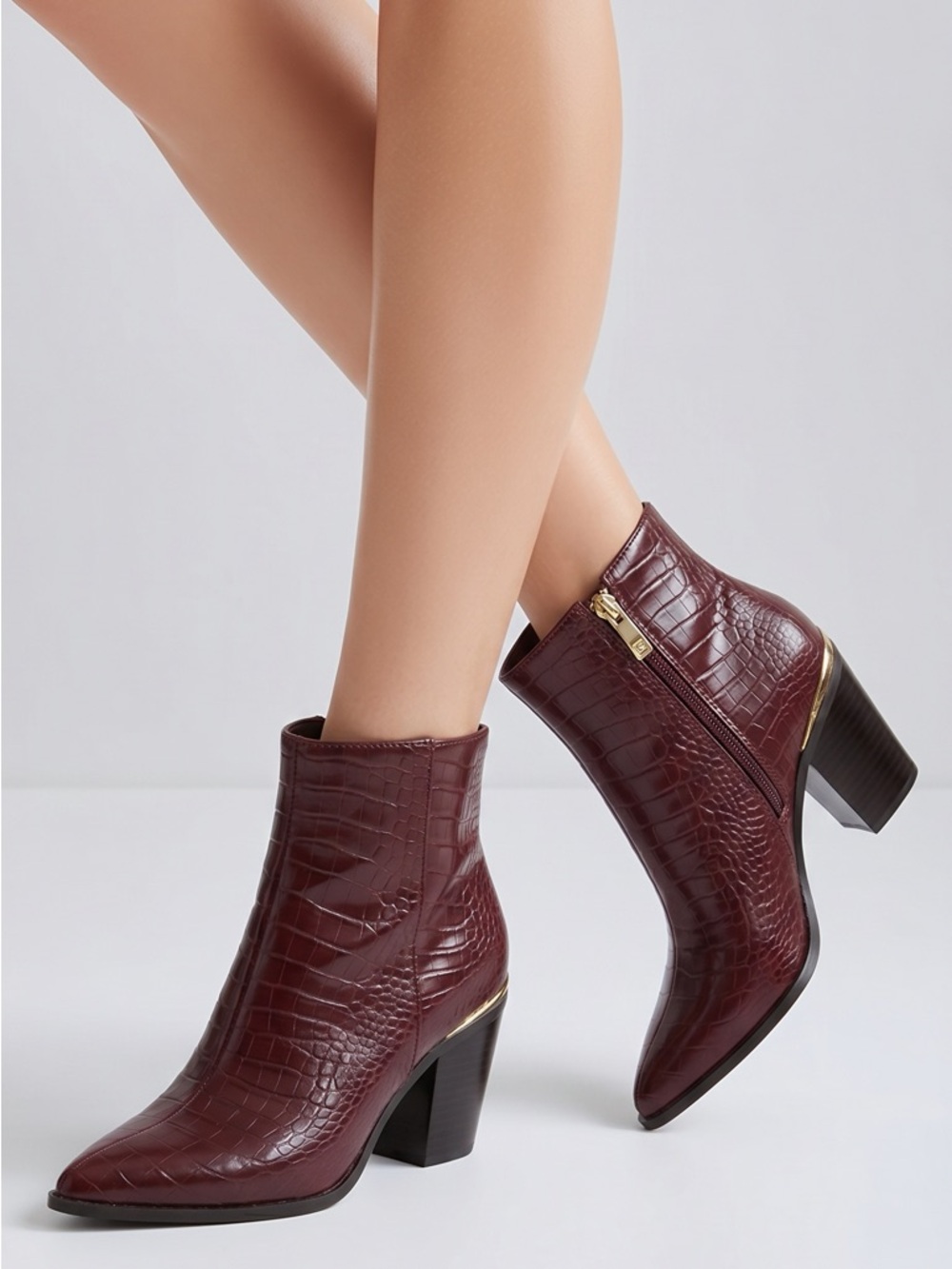 Liz Claiborne red brown croc print faux leather pointed toes 3.5” heels size 8.5